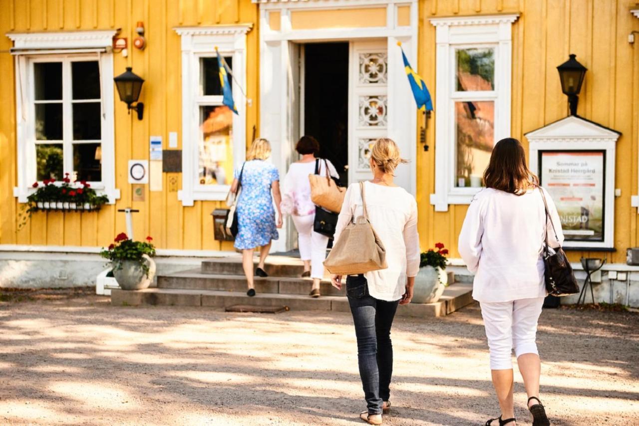 Knistad Herrgard Skövde Buitenkant foto