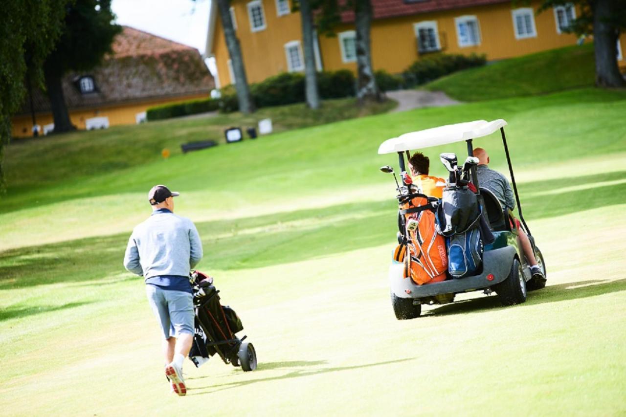 Knistad Herrgard Skövde Buitenkant foto